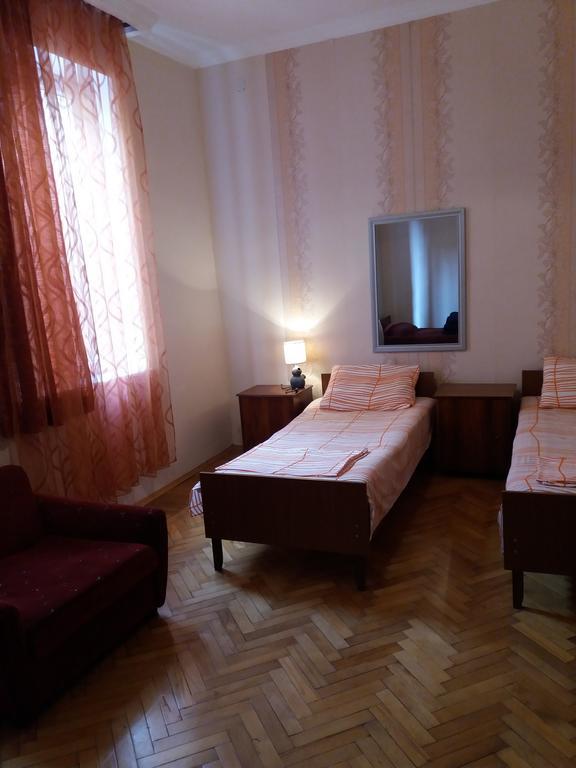 Guest House Lviv Грузия 쿠타이시 외부 사진